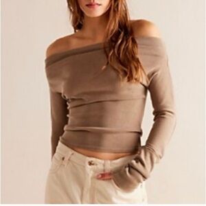 We the free brown off shoulder long sleeve top XS